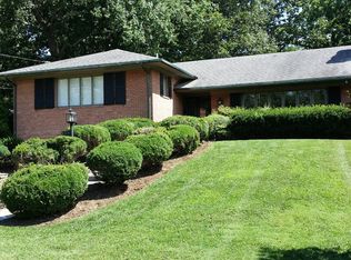 5824 Midhill St, Bethesda, MD 20817