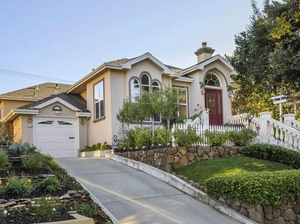 2113 Hillside Dr, Burlingame, CA 94010
