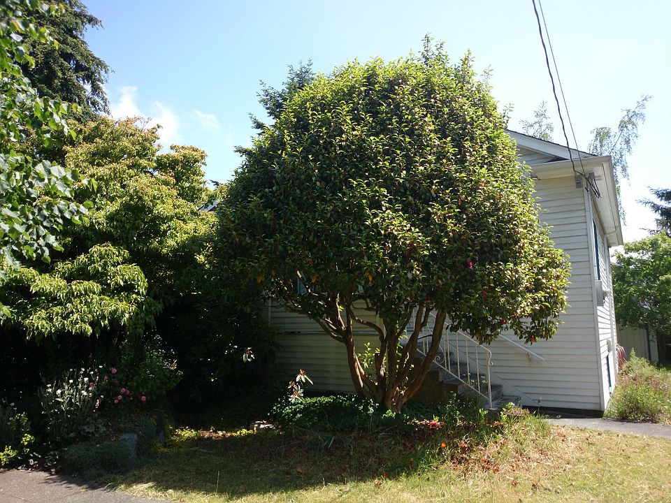 2nd image of 7026 19th Ave NW