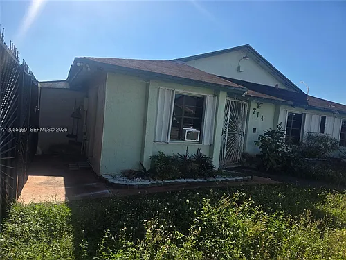 714 SW 99th Court Cir #0 Photo 1 714 SW 99th Court Cir #0 Photo 1