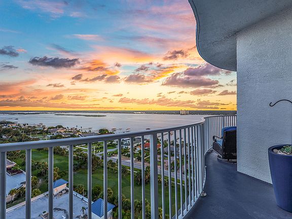 4th image of 2 Oceans West Blvd APT 1601