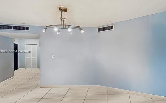 4th image of 1401 NE 191st St #D117