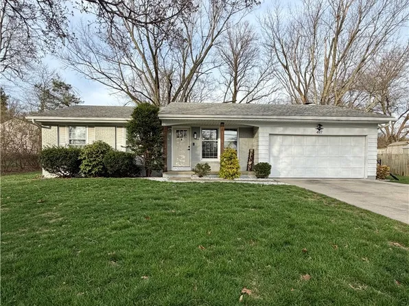 497 Southeast Ave, Tallmadge, OH 44278