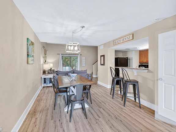 4th image of 2603 Seagate Ln N