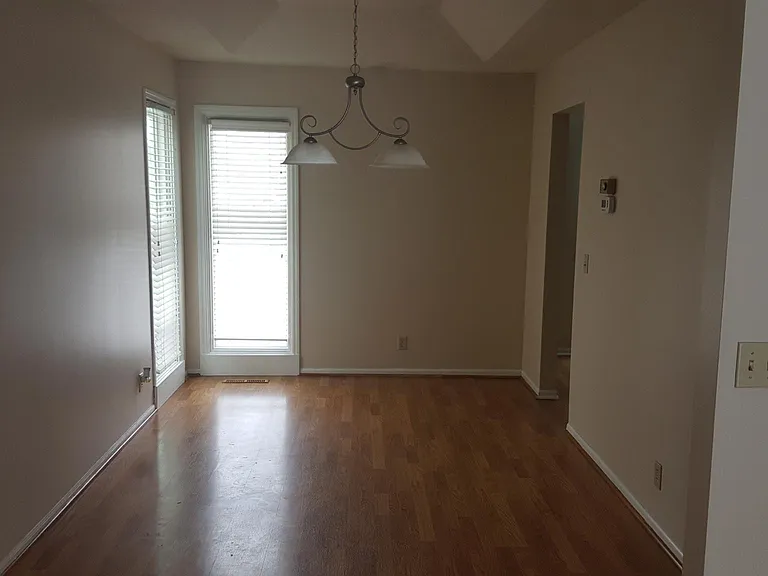15211 Bemis St — Photo 10