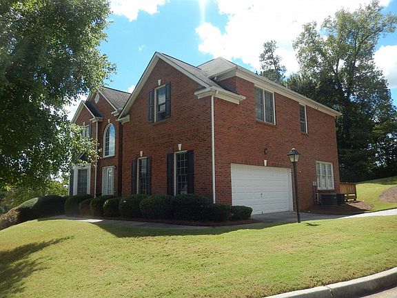 3rd image of 1700 Clay Brooke Ct SE