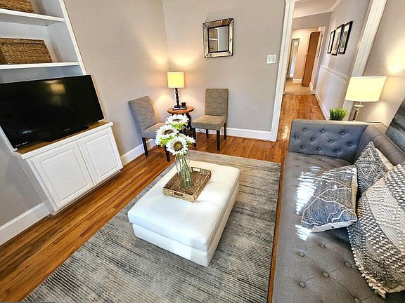 3rd image of 249 Highland Ave