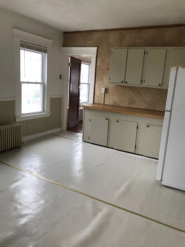 Building Photo - 214 Oak St #3