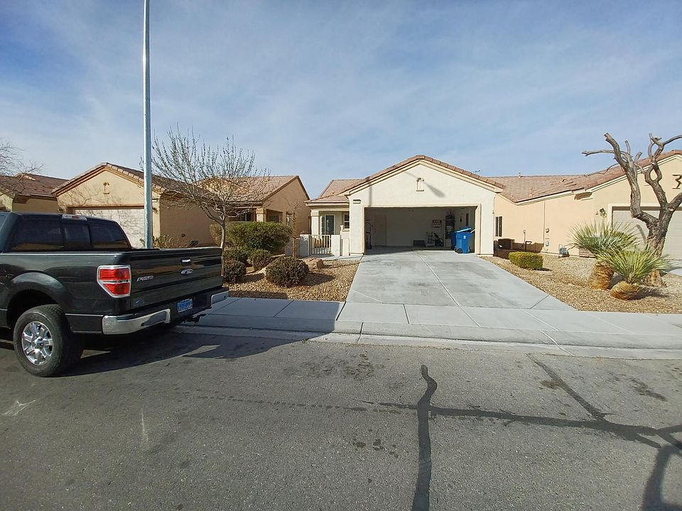 1st image of 2820 Willow Green Dr