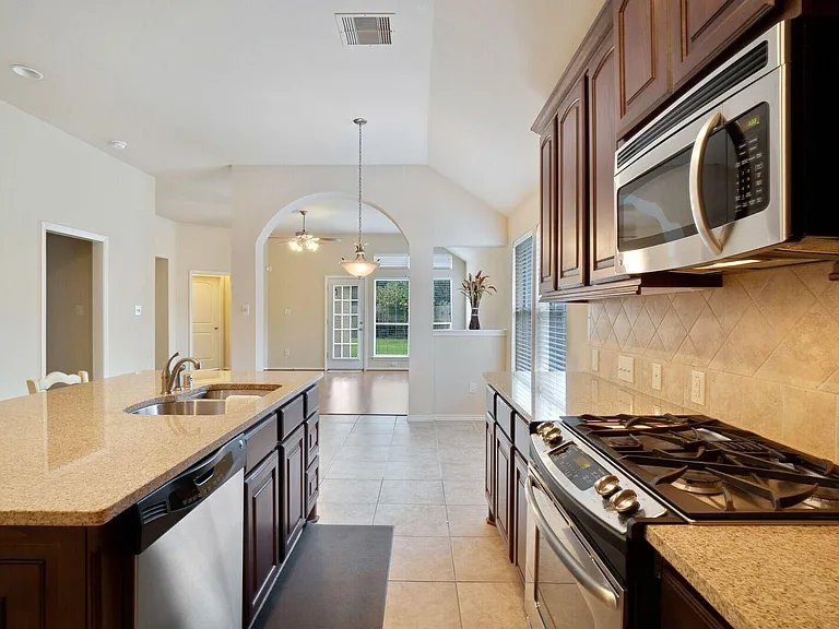 27645 Fairhope Meadow Ln — Photo 10