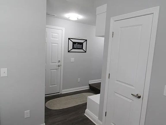 3rd image of 29451-29515 Hoover Rd