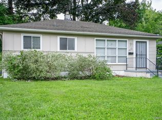 27977 Rosewood St, Inkster, MI 48141