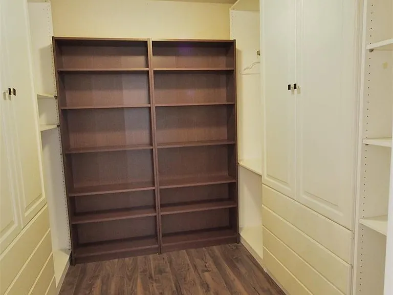 21211 Bridge Springs Ln — Photo 17