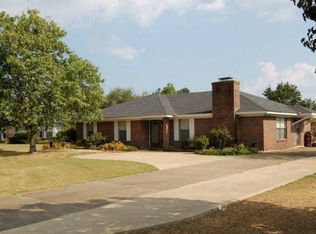 710 Running Brook Cir, Prattville, AL 36066