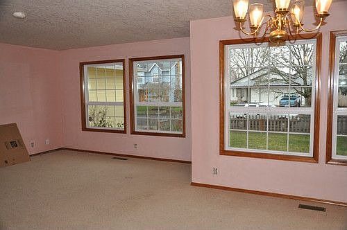 5th image of 2206 SE 74th Ave