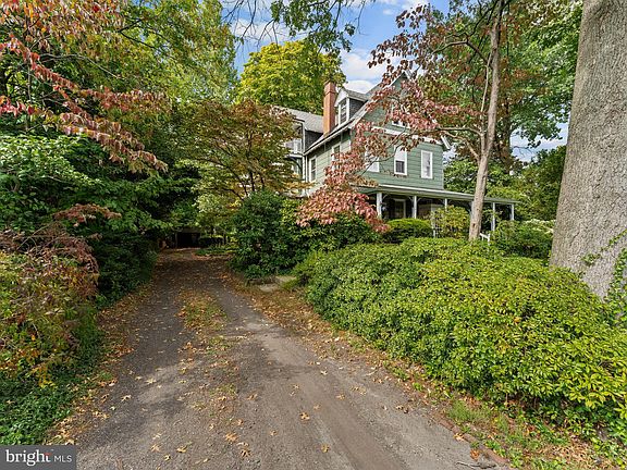 4th image of 1001 Willow Grove Ave