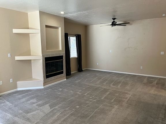 4th image of 1120 Leaf Ln