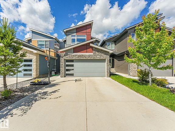 2nd image of 2382 Kelly Cir SW