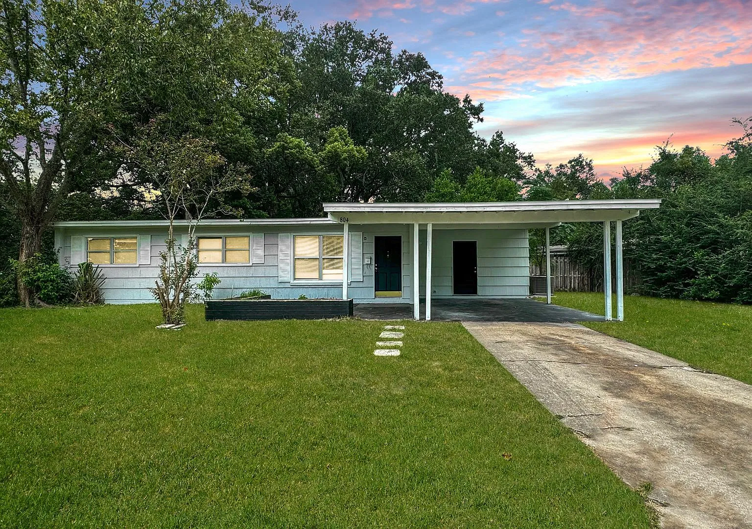 Pet Friendly Corner Lot 3 BD 2 BA Home w/ carport! HUD Accepted! — Photo 1