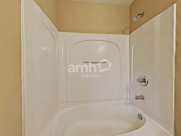 327 Meadowcrest Cir — Photo 18