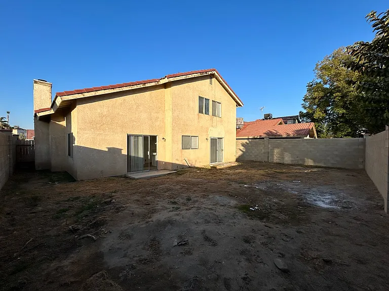 7921 Cold Creek Ct — Photo 16