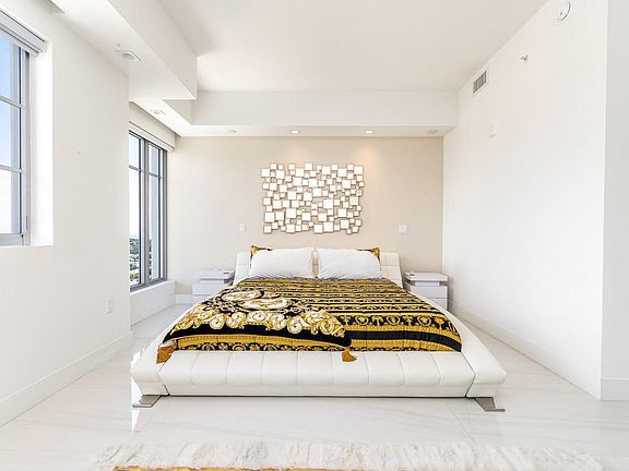 3rd image of 155 E Boca Raton Rd #Penthouse 3