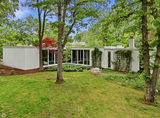 1540 Grant Rd, Northbrook, IL 60062