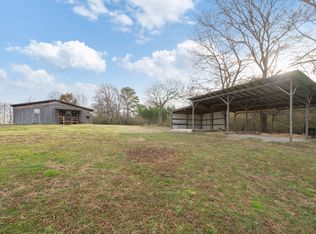 87 Anglin St, Scotts Hill, TN 38374