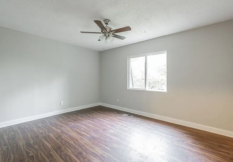 6876 Beulah Dr — Photo 24