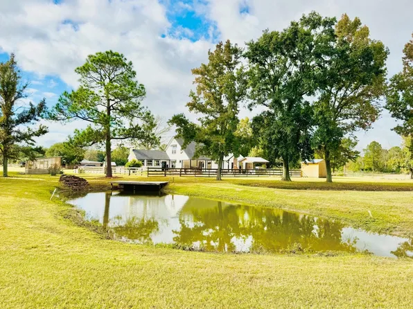 959 Kennings Rd, Crosby, TX 77532