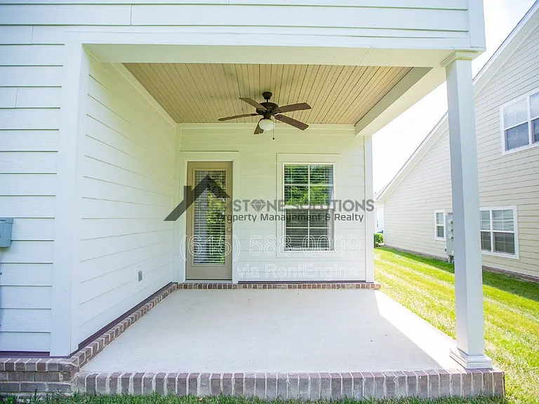 1041 Honey Bush Cir — Photo 46