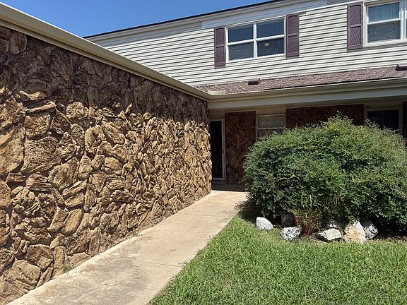 2nd image of 3507 Wynn Cir