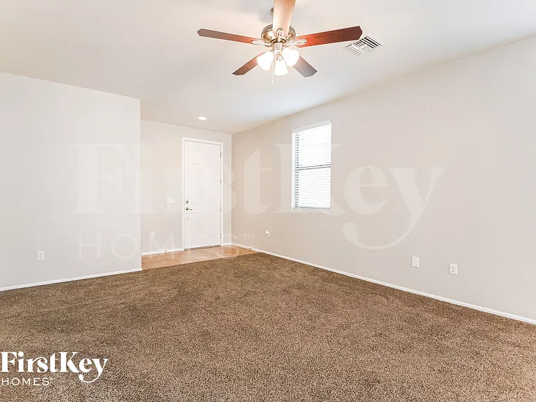3246 S Lakeside Ridge Loop — Photo 3