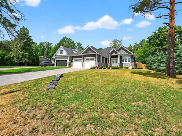 300 Shanty Bay Rd, Oro Medonte, ON L4M 1E6