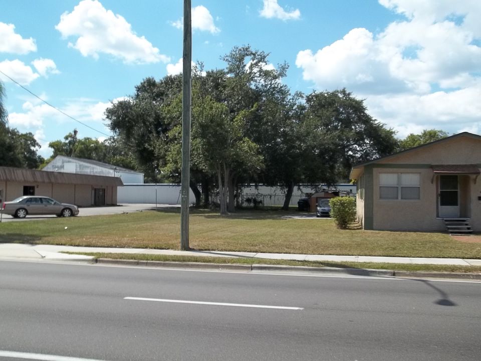 2nd image of 360 John Young Pkwy