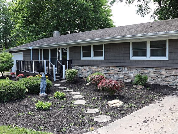 2nd image of 320 Newell Ave