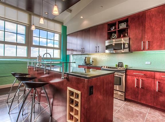 3rd image of 2600 W 7th St APT 1627