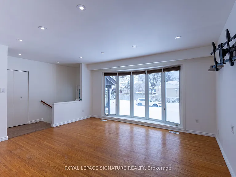 1 Eldrid Ct #MAIN — Photo 6