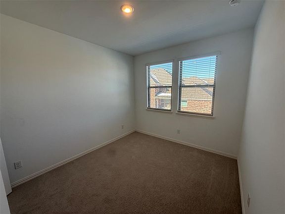 3rd image of 724 4th St #724