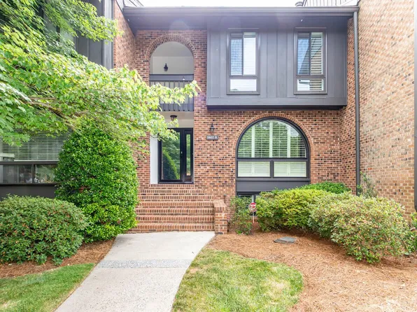 5807B Sharon Rd, Charlotte, NC 28210