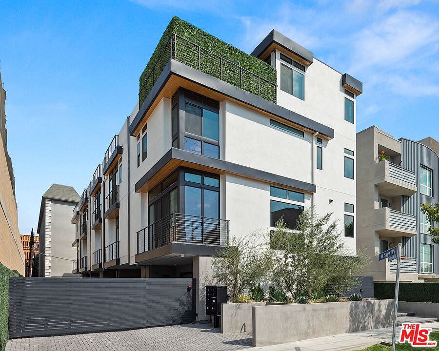 1st image of 1440 N Curson Ave #5
