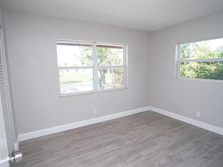 5908 NW 81st Ave — Photo 23