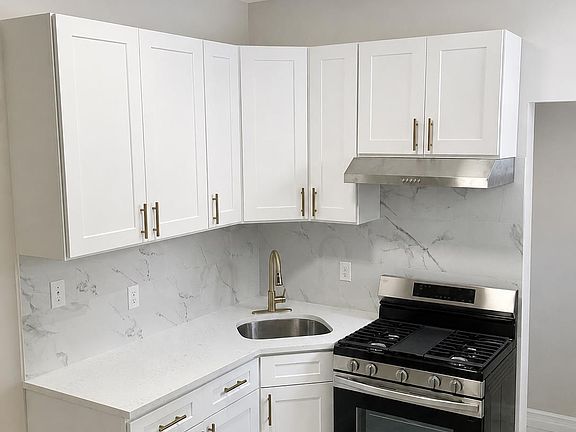 5th image of 263 E 39th Street