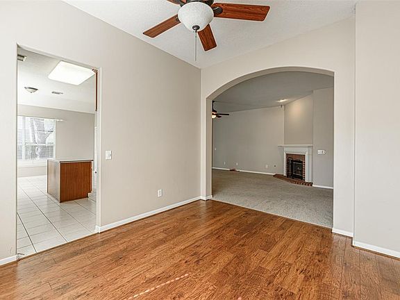3rd image of 11107 Oak Mesa Ct