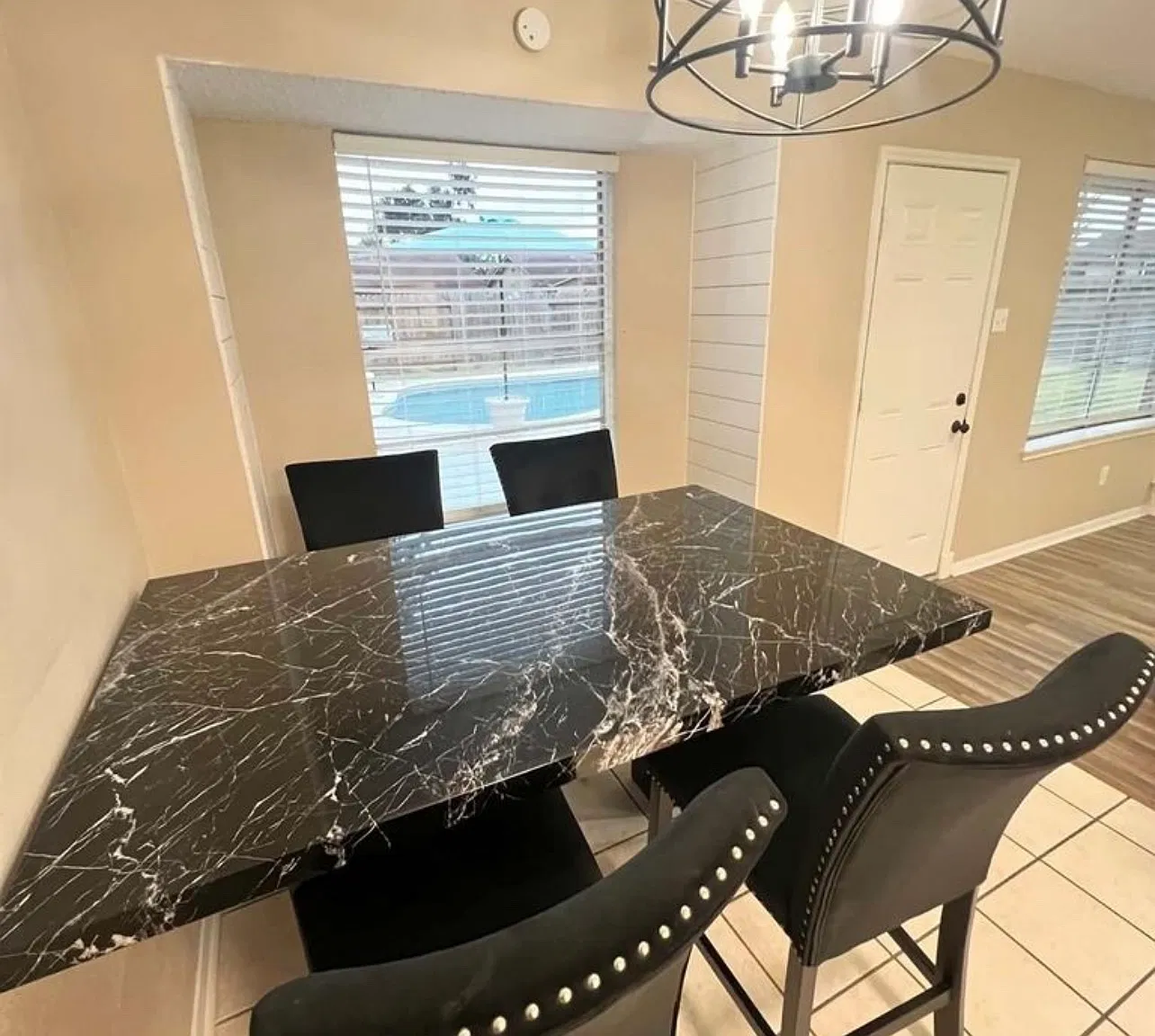 1 bed, 1500 sqft, $600 — Photo 3