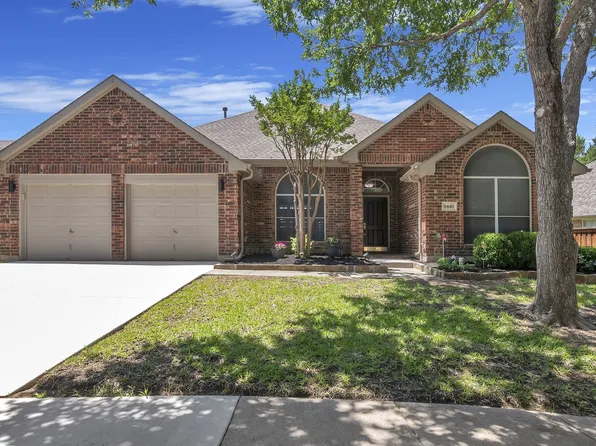 5440 Yellowstone Trl, Fort Worth, TX 76137