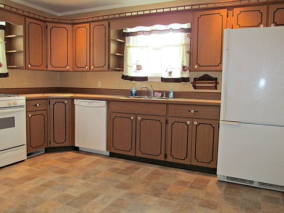 3rd image of 210 S 1st Ave