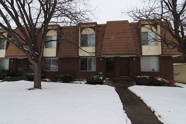 1st image of 729 Whittier St