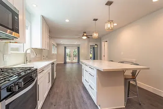 113 N Alvarado St — Photo 4