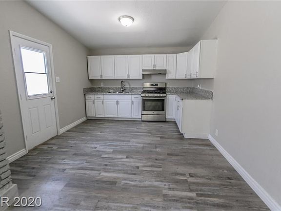 5th image of 516 Frederick Ave